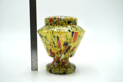PIQUE FLEURS 030 (small). Lid in multicolored...