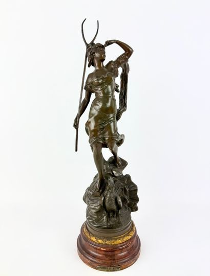 ROUSSEAU. Sculpture in regula. Beautiful...