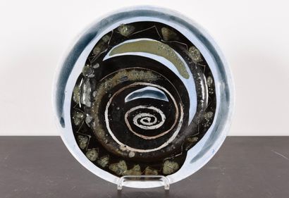 PIROTTE André (1927-). Ceramic plate, black,...