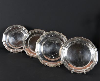 SILVER METAL. Series of coasters with scalloped...