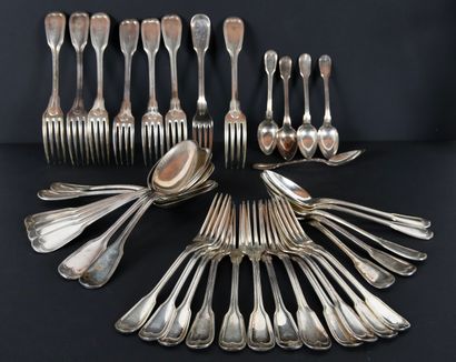 SILVER METAL. Part of a housewife. V26016-71.
Net...