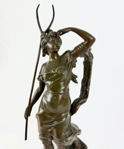 ROUSSEAU. Sculpture in regula. Beautiful...