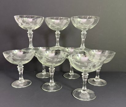 Glassware. Serving set.
10 large champagne...