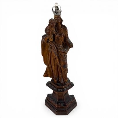 Virgin and Child. Inv 26016-55. 
Religious...