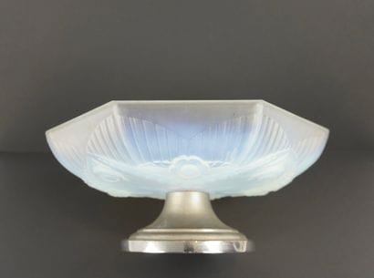 JULIEN France. Octagonal opalescent glass...