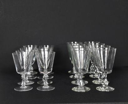 Val Saint Lambert, VSL. 
8 glasses H 13cm
8...