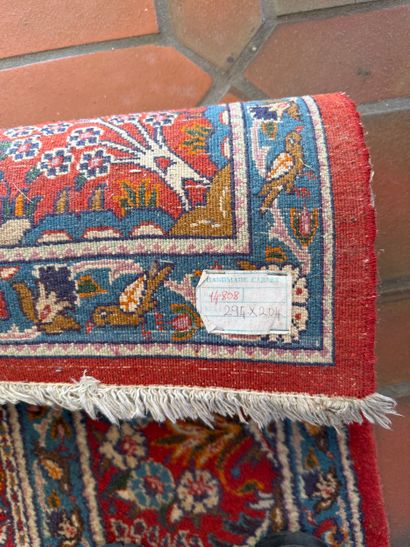 Persian rug. BidJar. Inv. N°9 V 26007.
High...