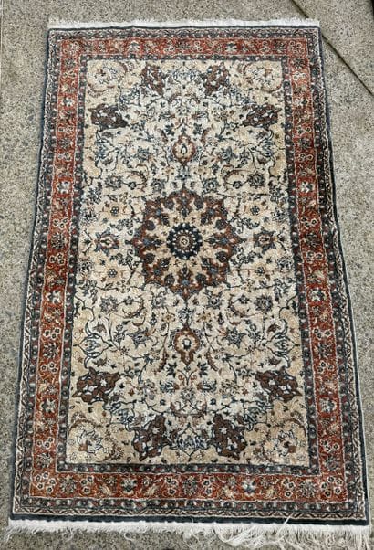 Carpets. Iran - Persia. Inv 40 CL 26007....