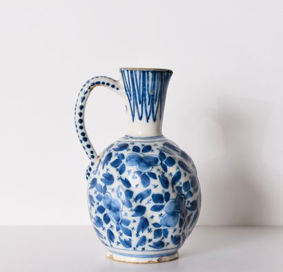 DELFT. Pitcher. Inv 26016-22.
Period : Early...