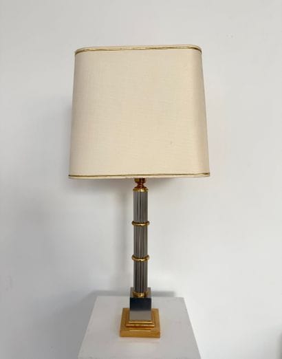 HOUSE CHARLES in the taste. V25024-27.
Table...
