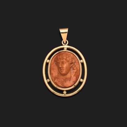 Pendentif en or jaune 18K (750°°° - poinçon...