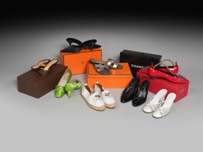 Important lot of shoes:
- New black Frette...