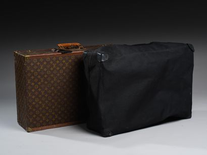 LOUIS VUITTON
Bisten