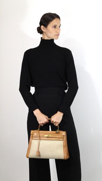 HERMES 
Kelly