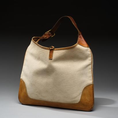 HERMÈS Paris
Trim