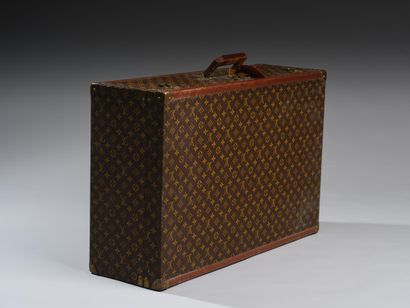 LOUIS VUITTON
Bisten