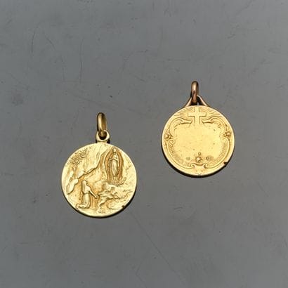Medal in 18K yellow gold (750°°° - hallmark:...