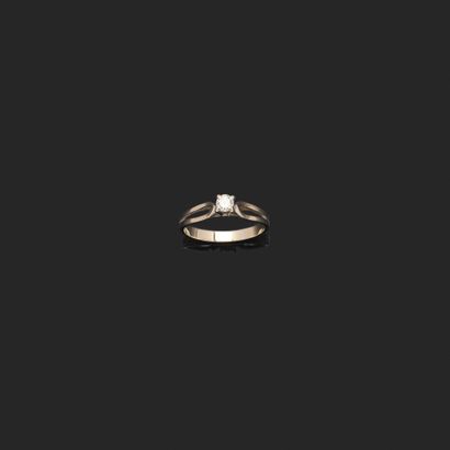 Ring in 18K white gold (750°°°- hallmark:...