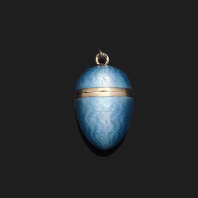 Dans le goût de la MAISON FABERGE
Pendentif...