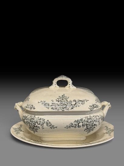 TERRE DE FER - HB & Cie 
Louis XV Style
Set...