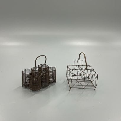 Pair of display stands with six and four...