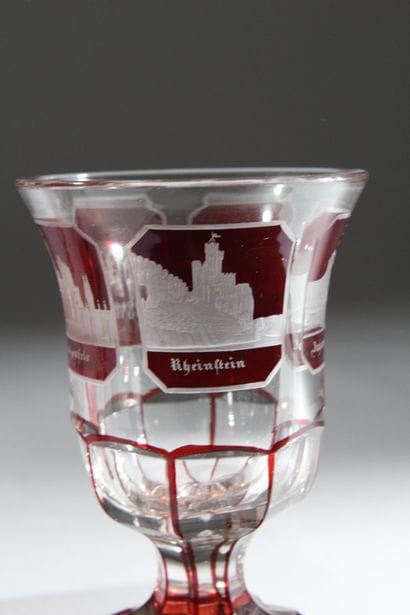 BOHEME, XXe 
Réunion de trois verres sur...