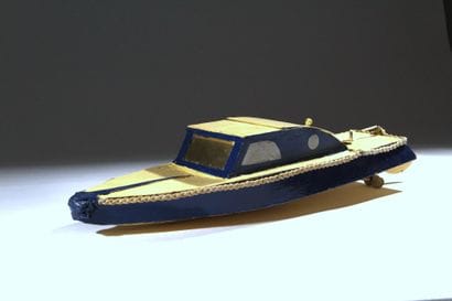 Bateau jouet - canot JEP

Long. : 61 cm