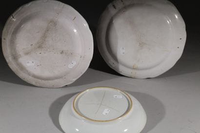 EST – Lunéville ou Strasbourg 
Paire d’assiettes...