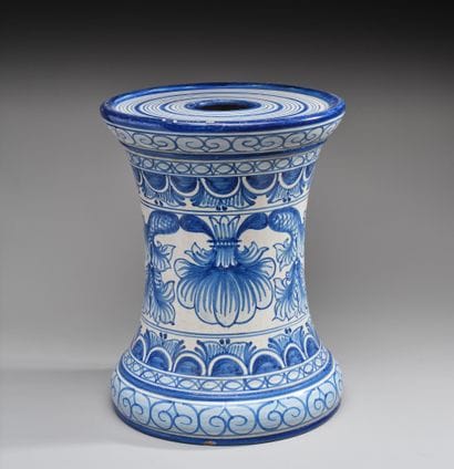 NEVERS - Montagnon
Large conical-shaped glazed...