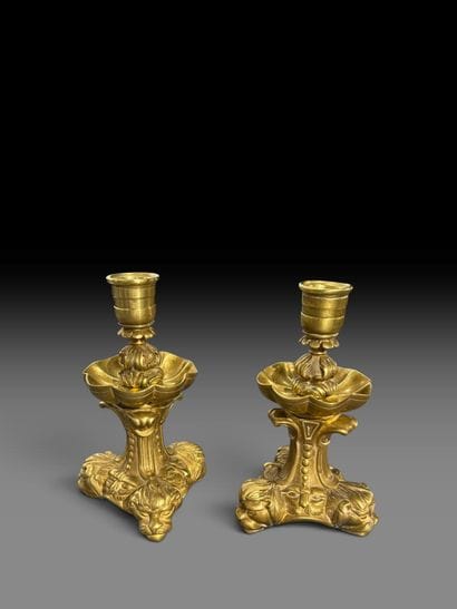 ITALY, 19th century 
Pair of chiseled bronze...