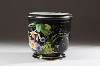PORCELAINE DE PARIS
Cache-pot en porcelaine...