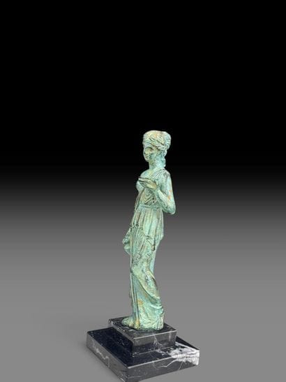 After Bertel THORWALDSEN (1768/70–1844)
Goddess...