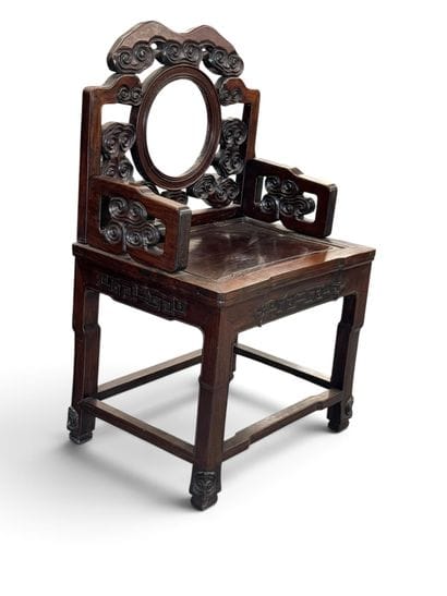 Chine - Fin XIXème - Début XXème
Fauteuil...