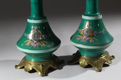 Pair of porcelain-barreled kerosene lamps...