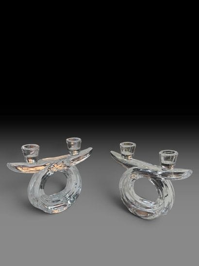CRISTALLERIE D'ART - VANNES
Paire de flambeaux...