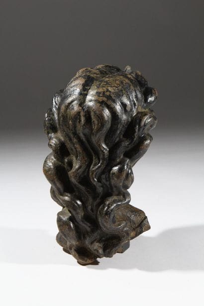 Fragment de statue d'extérieur en fonte de...
