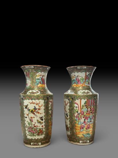 CANTON, China—19th century
Pair of baluster...
