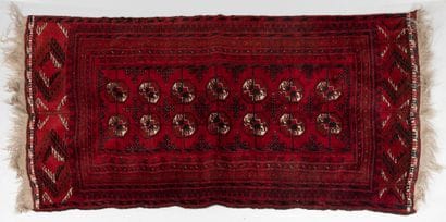 TURKMEN - Milieu XXème
Ancien tekke boukhara
Velours...