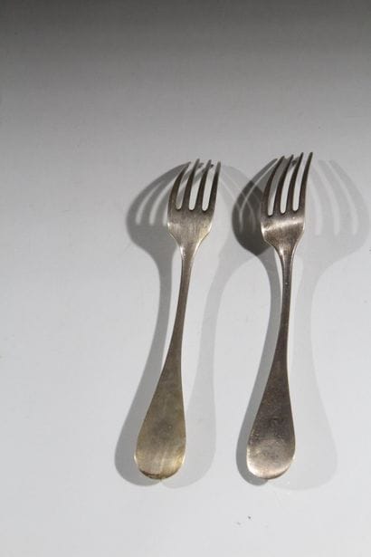 Set of two silver forks (hallmark: head of...