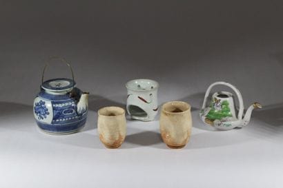 JAPON - XXème siècle
Lot de 5 céramiques...