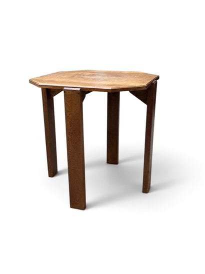 MODERNIST PIECE
Small side table made of...