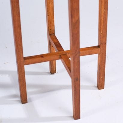 ART DECO PIECE 
A stool made of stained natural...