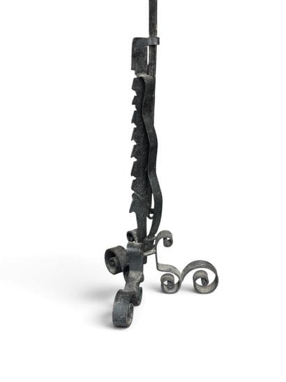 NEO-INDUSTRIAL DESIGN
A two-light wrought-iron...