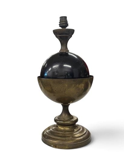 MODERNIST WORK
Spherical lamp made of brass...