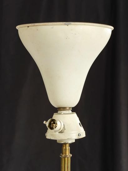 In the taste of MAISON LUCIEN GAU
Brass tripod...