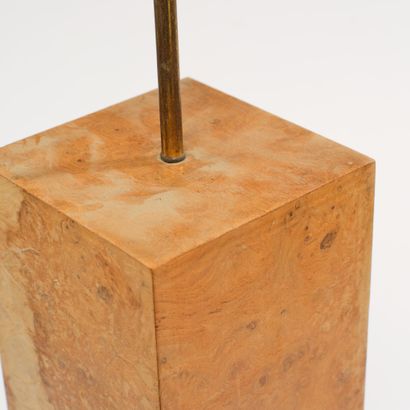 ART DECO PIECE
Living room lamp with a quadrangular...