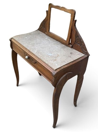 ART DECO FURNITURE
A dressing table made...