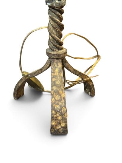 Attributed to Max BRÉ (20th century)
A tripod...