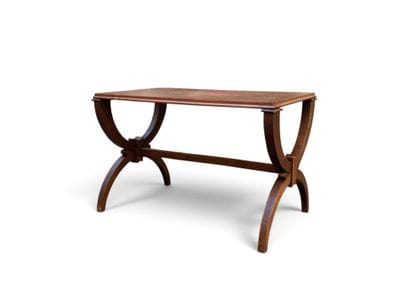 FRENCH FURNITURE 
Molded wood coffee table...