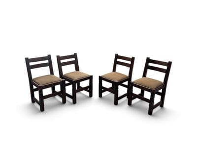 TRAVAIL FRANCAIS
Suite de quatre chaises...